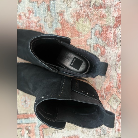 Dolce Vita Huey Studded Bootie Black Suede Size 12 - Picture 2 of 12